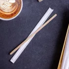 19 cm fa keverőpálcika, újrahasznosított papír csomagolásban
